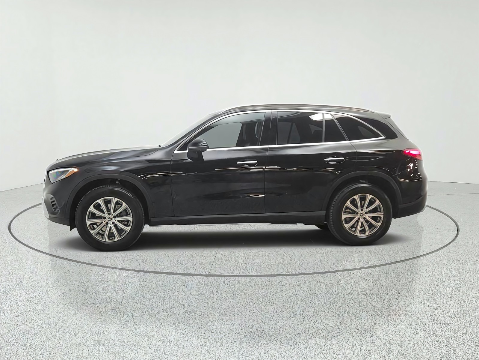 Certified Used 2026 Black Mercedes-Benz GLC 300 SUV image 8