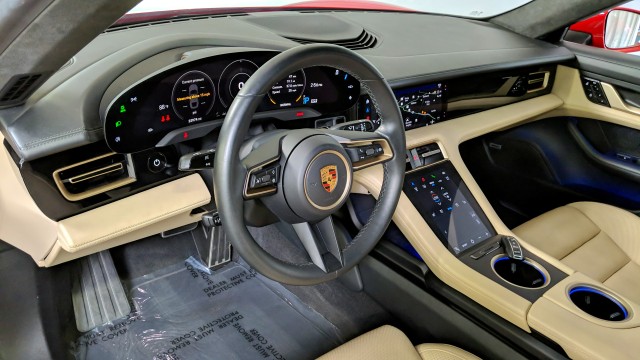 2020 Porsche Taycan Turbo 24