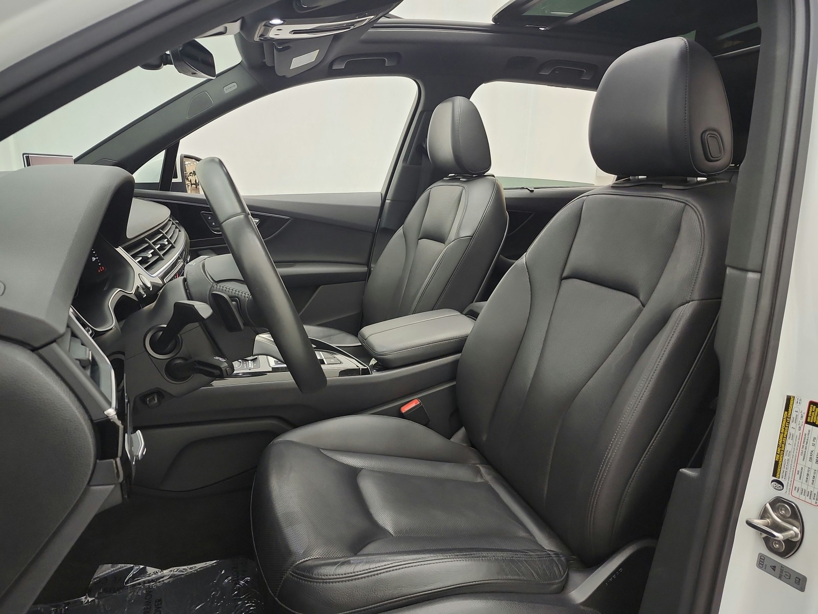 Used 2018 Carrara White Audi 3.0 TFSI Premium Plus image 14