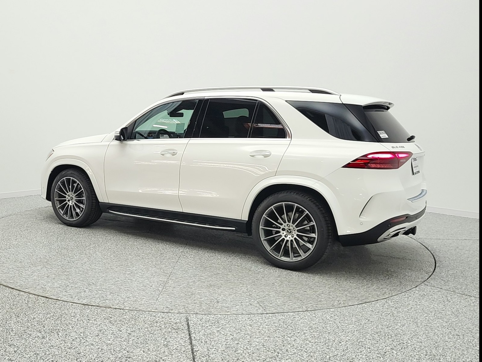 New 2026 Polar White Mercedes-Benz GLE 450 image 8
