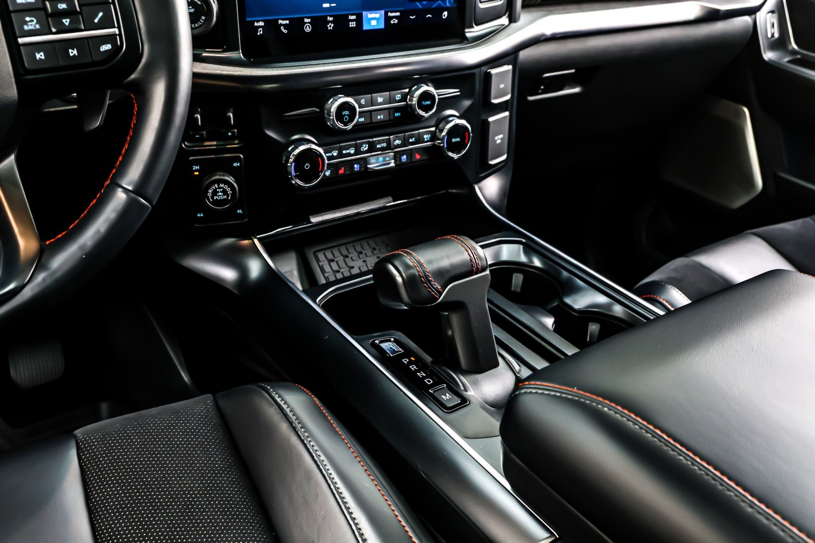 Used 2024 Agate Black Metallic Ford Raptor 4WD SuperCrew 5.5