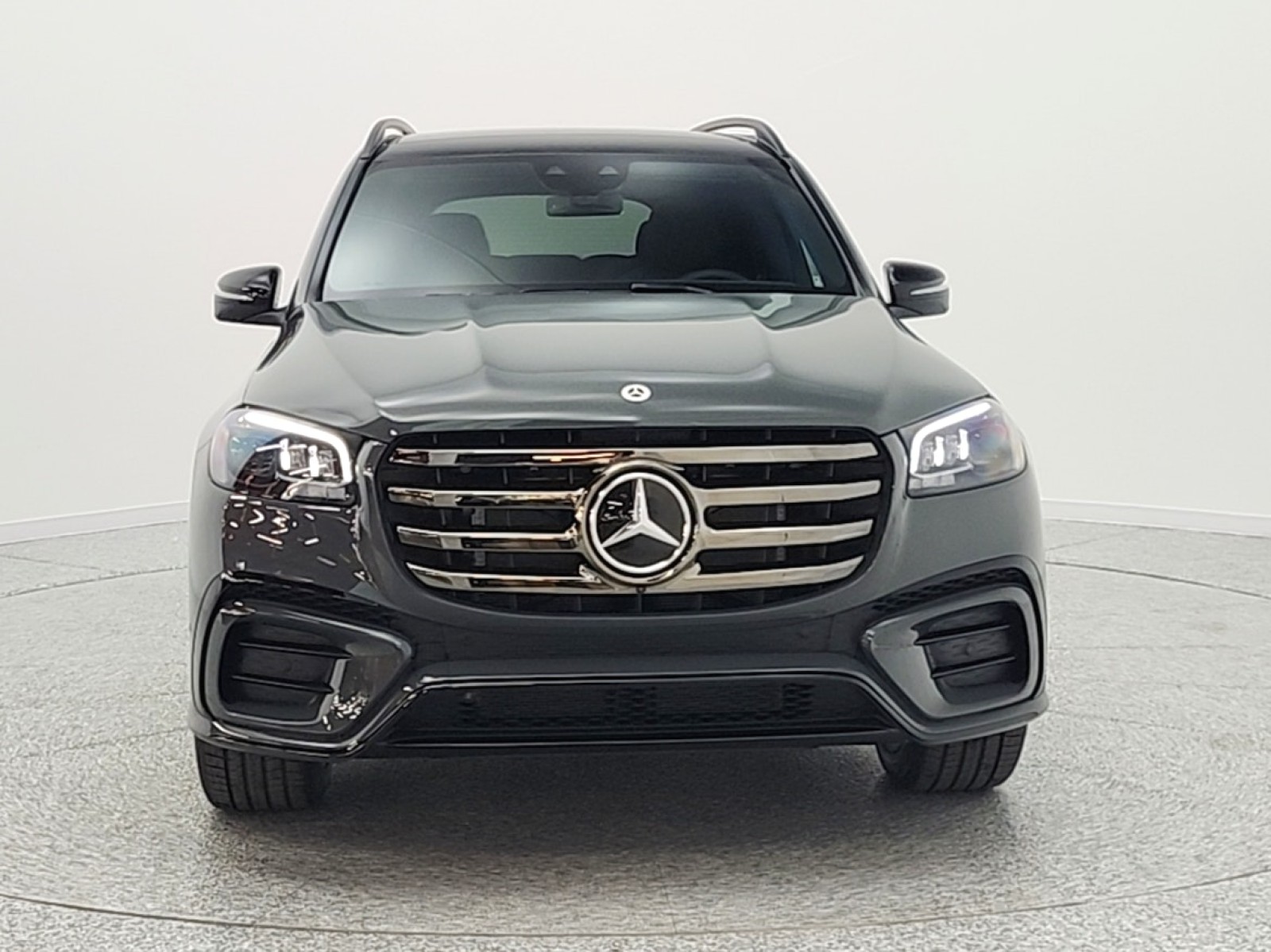 New 2026 MANUFAKTUR Signature Silicon Grey Mercedes-Benz GLS 450 image 2