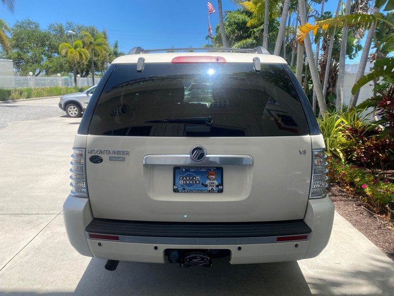 2007 Mercury Mountaineer SUV Premier 1 OWNER in ,