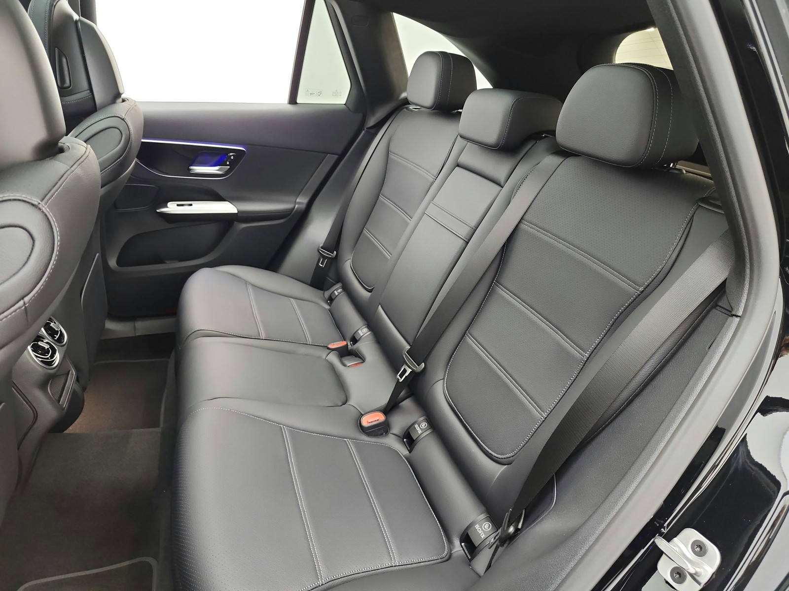 New 2026 Black Mercedes-Benz GLC 300 SUV image 11