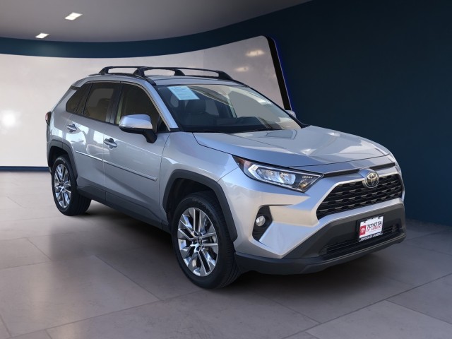 2021 Toyota RAV4 XLE Premium 7