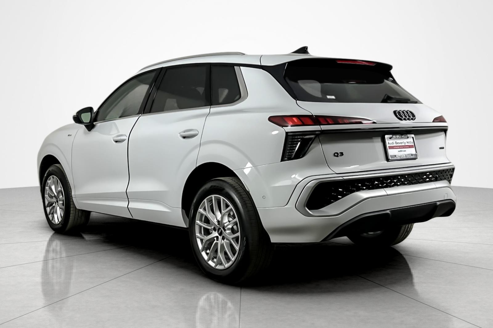 New 2026 Glacier White Metallic Audi S line quattro image 4