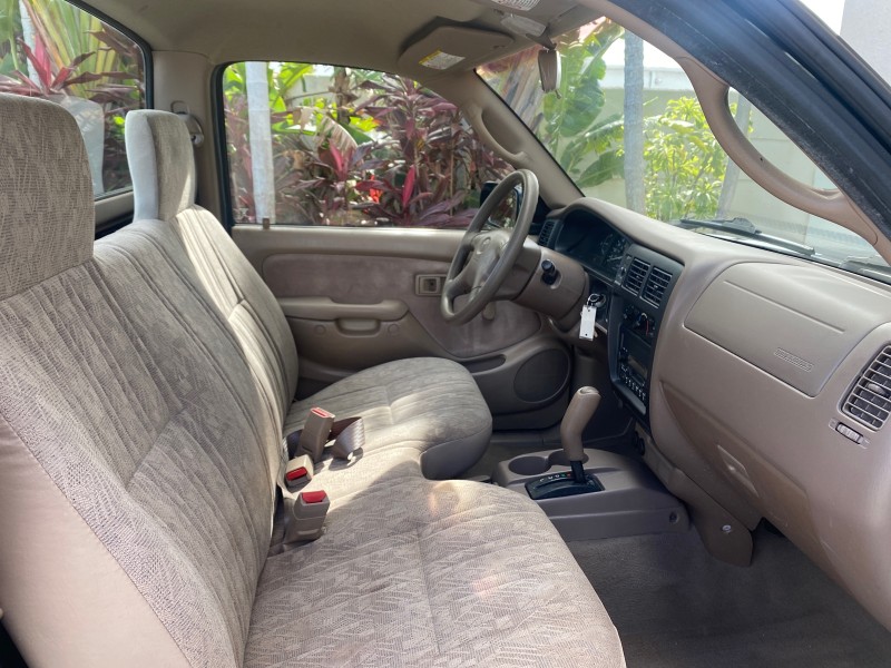 2002 Toyota Tacoma 1 OWNER AUTO AC 4 CYL in , 