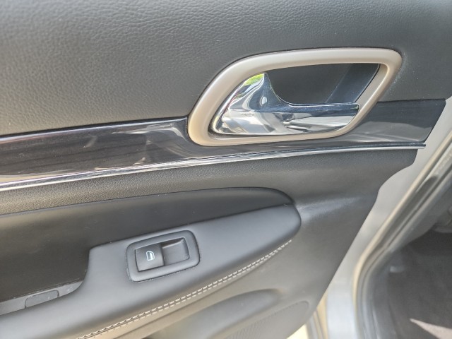 JeepGrand Cherokee35