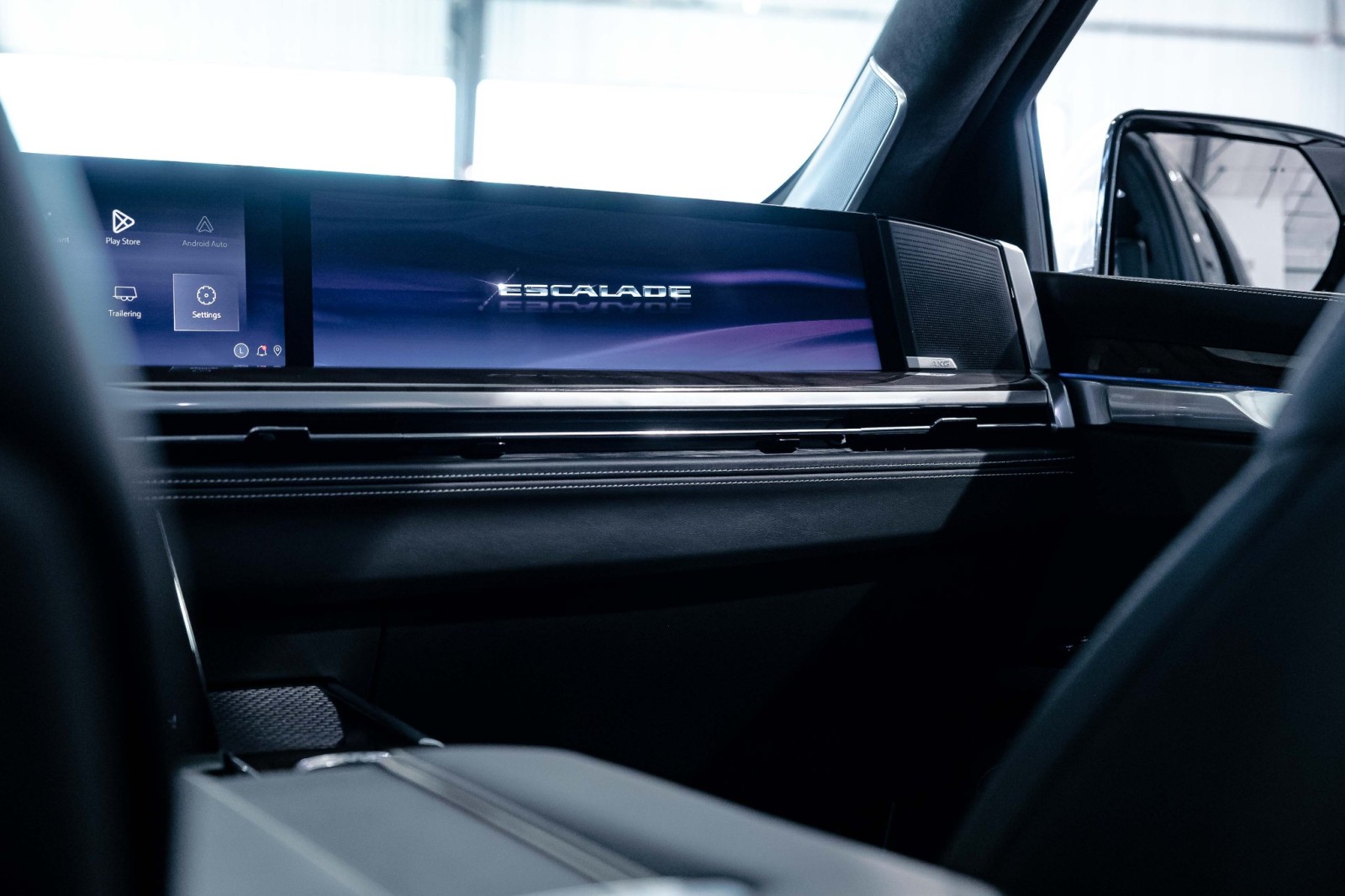 Used Car 2025 Cadillac Escalade  4wd Sport Platinum For Sale Under $130,000 In Boerne, Texas