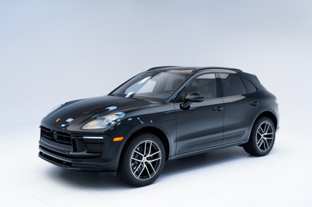 2024  Macan  in , 