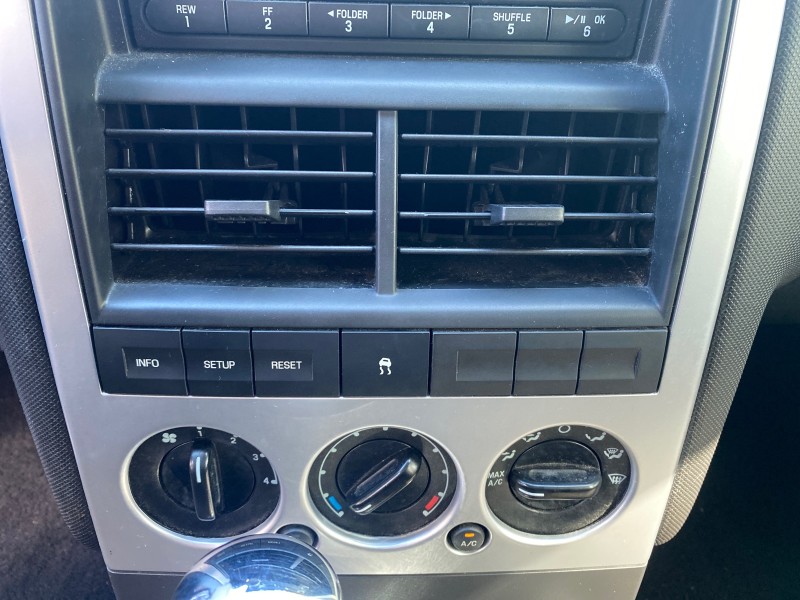 2010 Mercury Mountaineer 1 OWNER LOW MILES 78,753 in , 