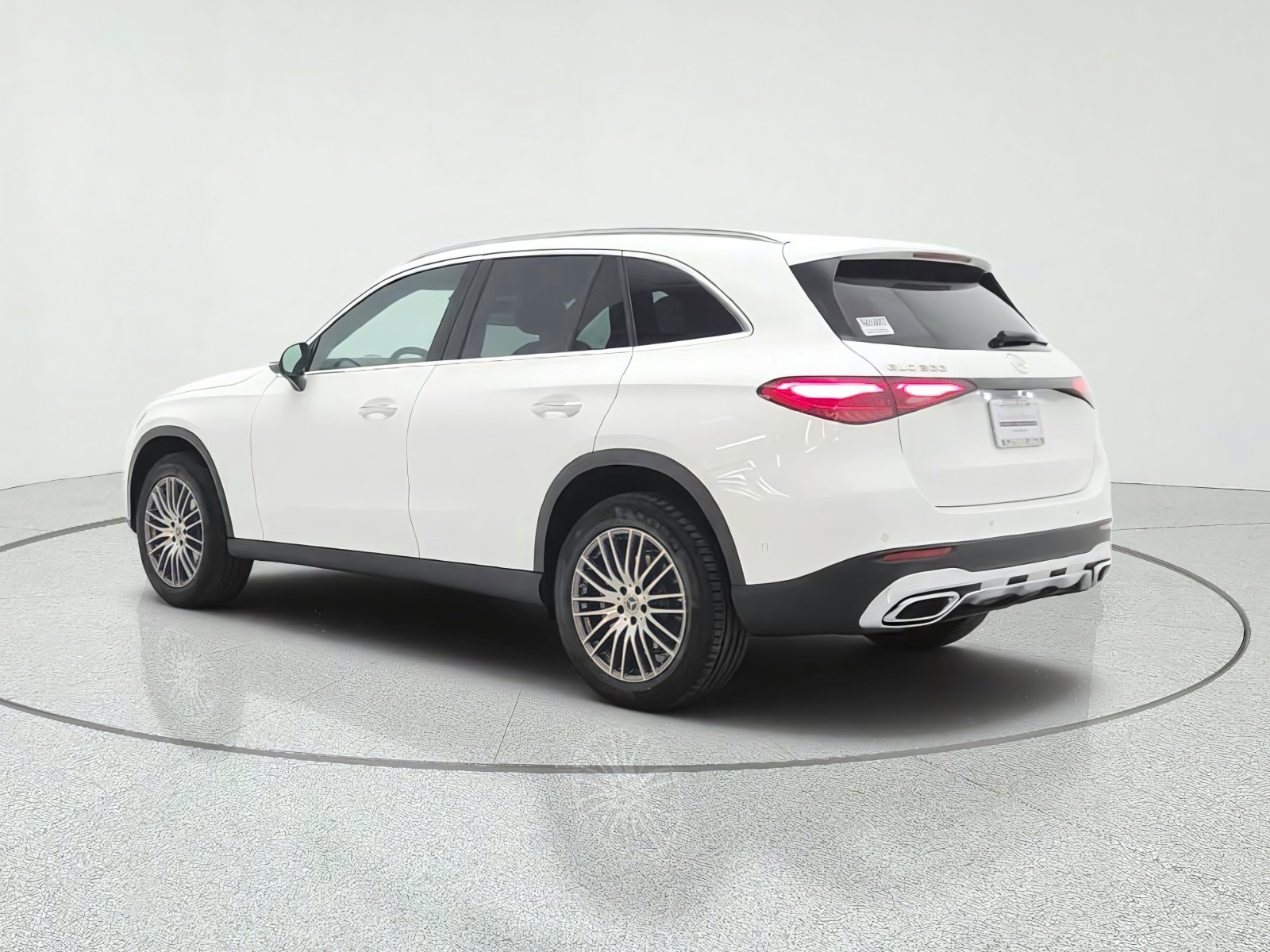 New 2027 Polar White Mercedes-Benz GLC 300 SUV image 7