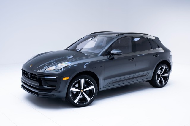 2025  Macan  in , 