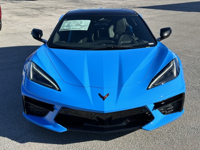 2025 Chevrolet Corvette 2LT 8