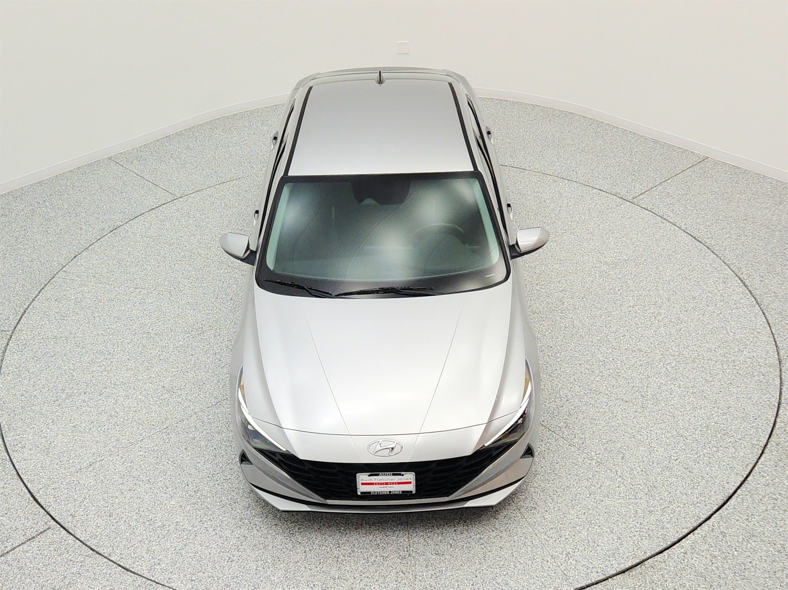 Used 2021 Shimmering Silver Pearl Hyundai SEL IVT image 23