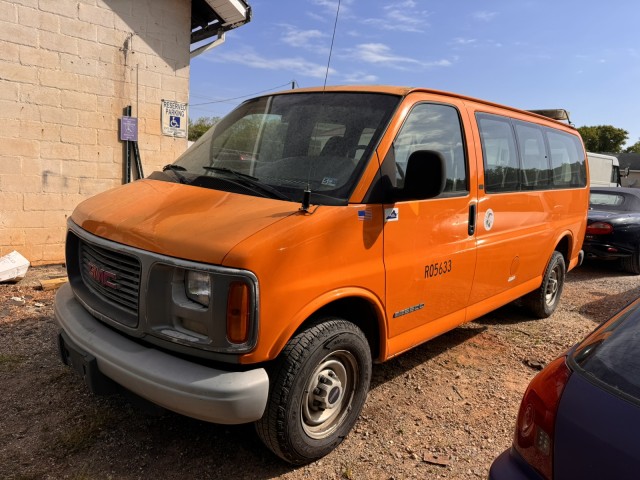 2001 GMC 3500  Savana Diesel Passenger Van  in , 