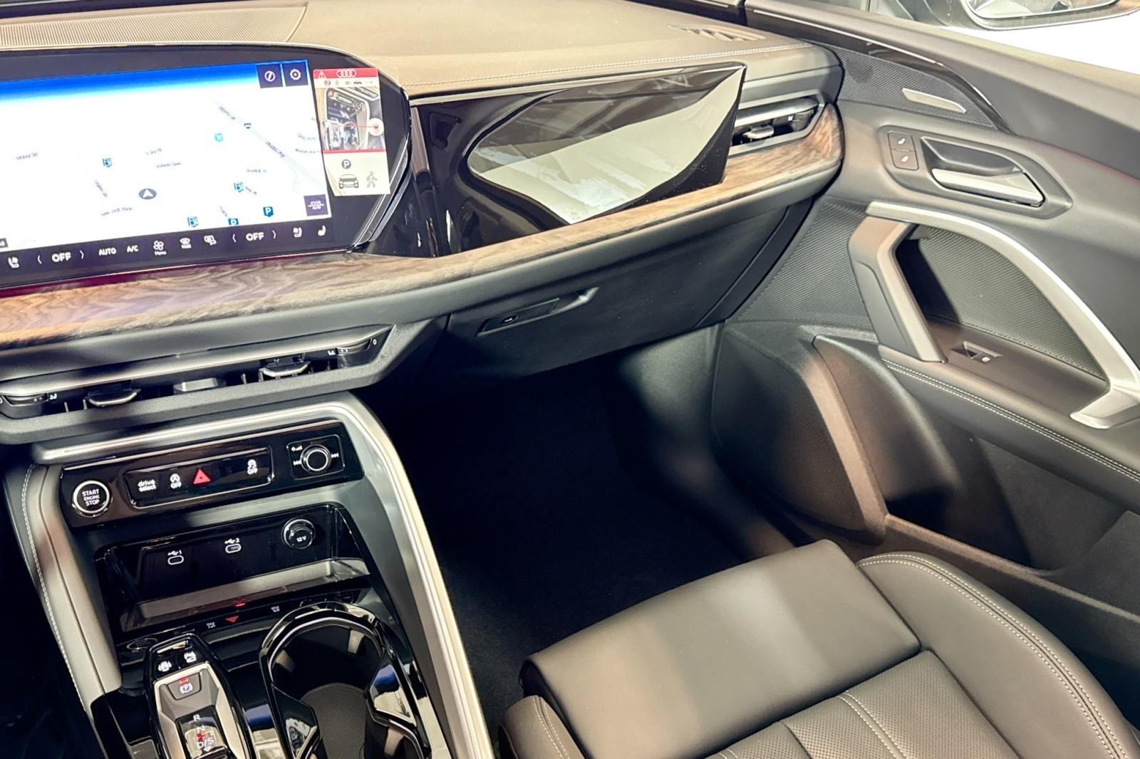 New 2025 Tambora Gray Metallic Audi Premium Plus 2.0 TFSI quattro image 20