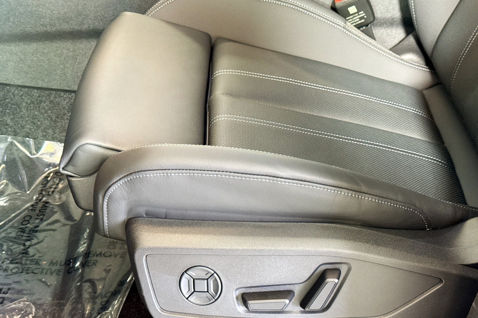 New 2025 Tambora Gray Metallic Audi Premium Plus 2.0 TFSI quattro image 16