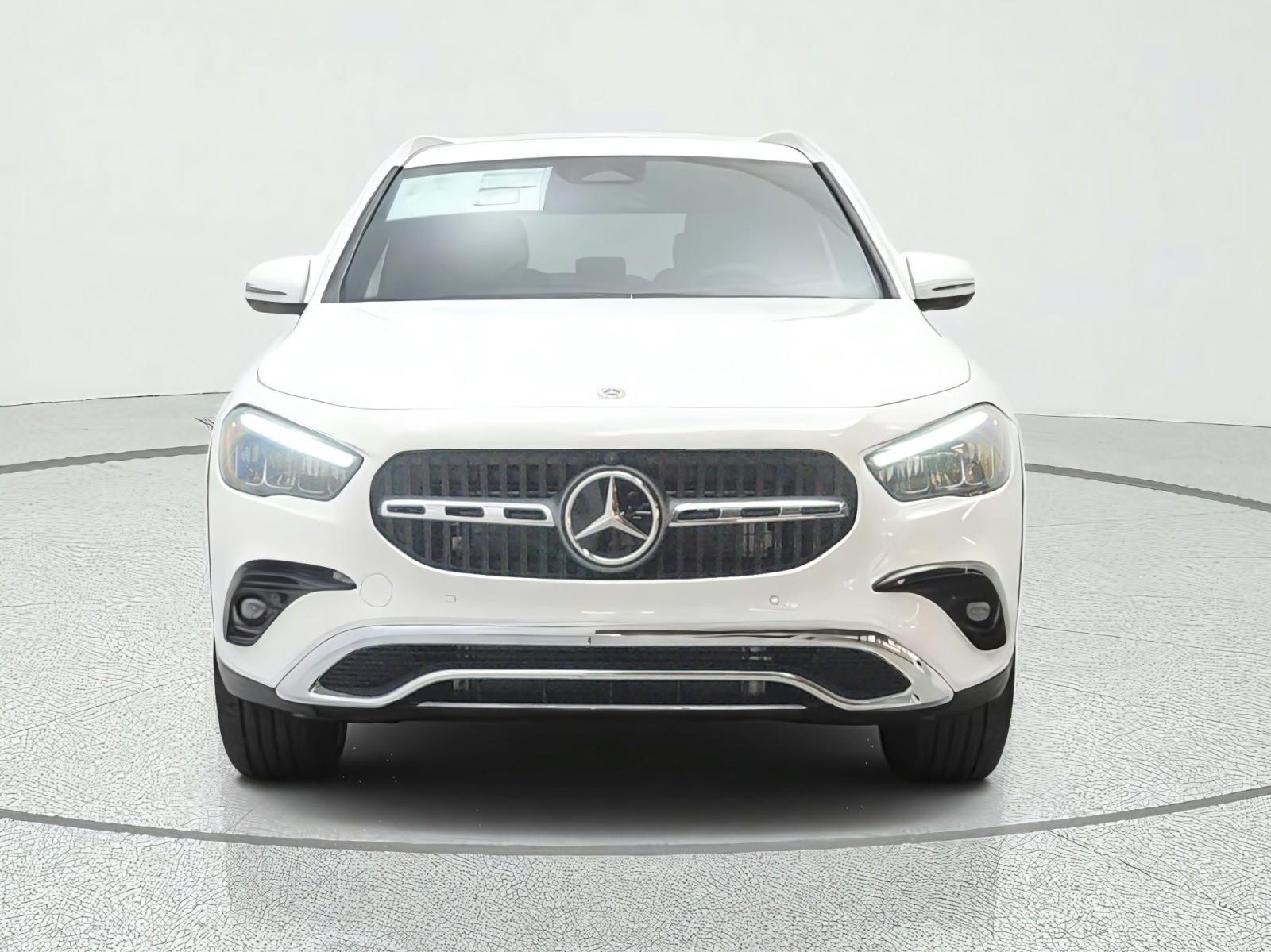 New 2026 Polar White Mercedes-Benz GLA 250 SUV image 2