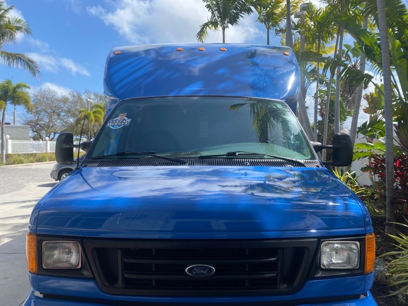 2006 Ford Econoline Commercial Cutaway LOW MILES 27,641 1 OWNER in , 