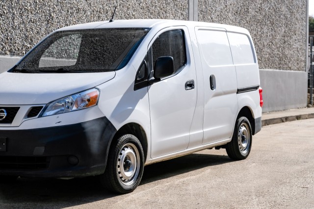 2017 Nissan NV200 Compact Cargo S 6