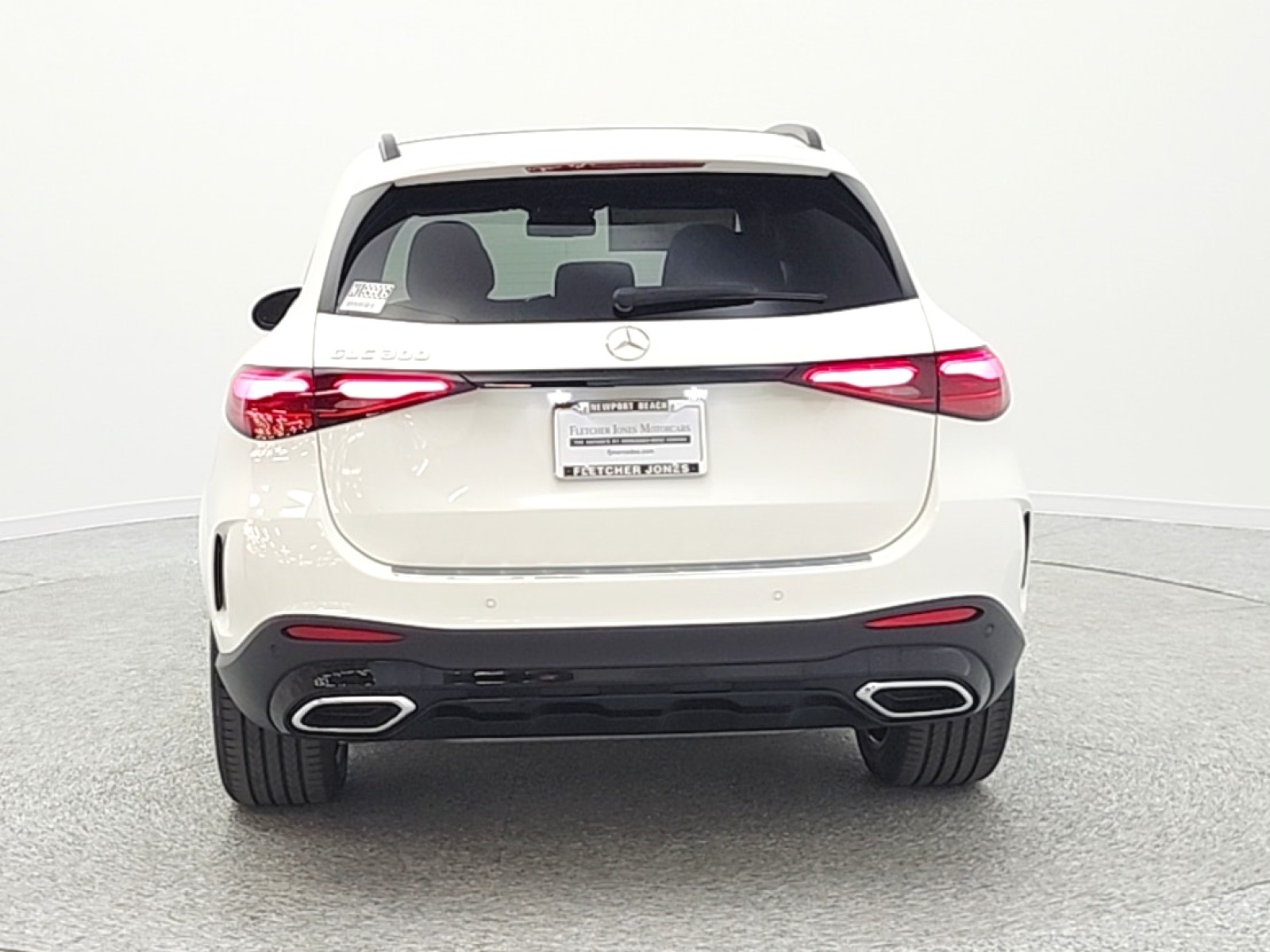 New 2026 Polar White Mercedes-Benz GLC 300 image 6