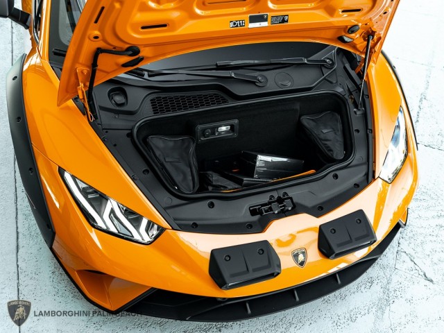 2024 Lamborghini Huracan Sterrato  in , 