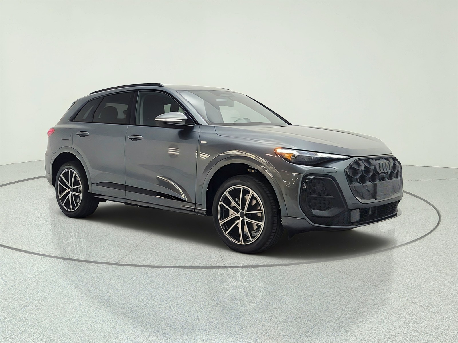 New 2026 Daytona Gray Pearl Effect Audi Premium Plus 2.0 TFSI quattro image 3