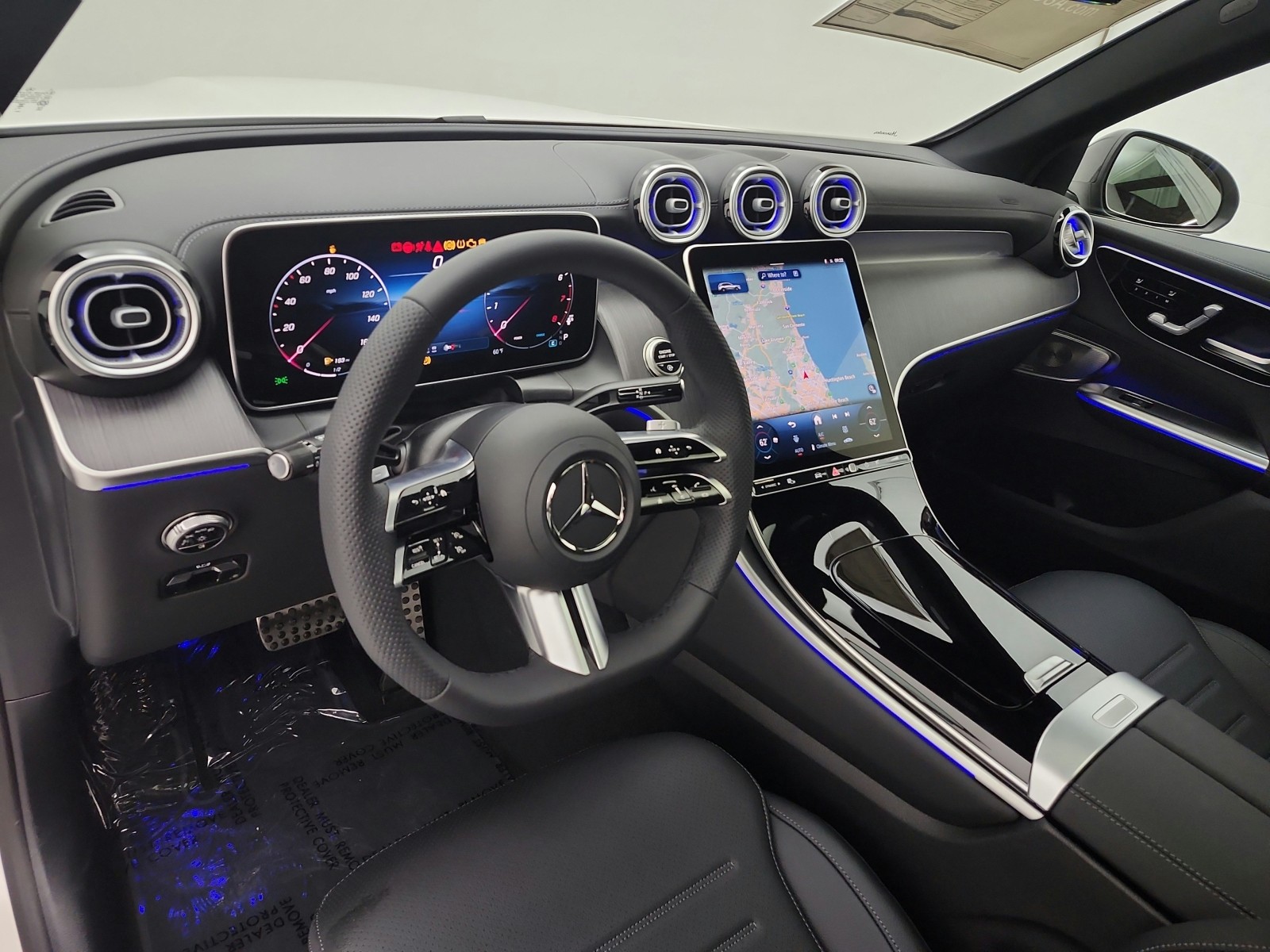 New 2026 Polar White Mercedes-Benz GLC 300 image 9