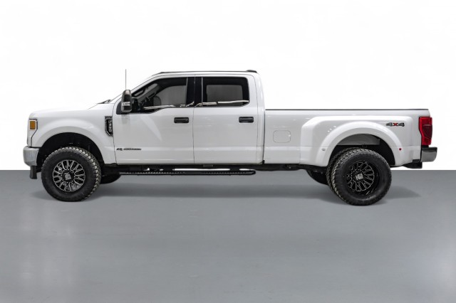 2022 Ford F-350 XLT 9