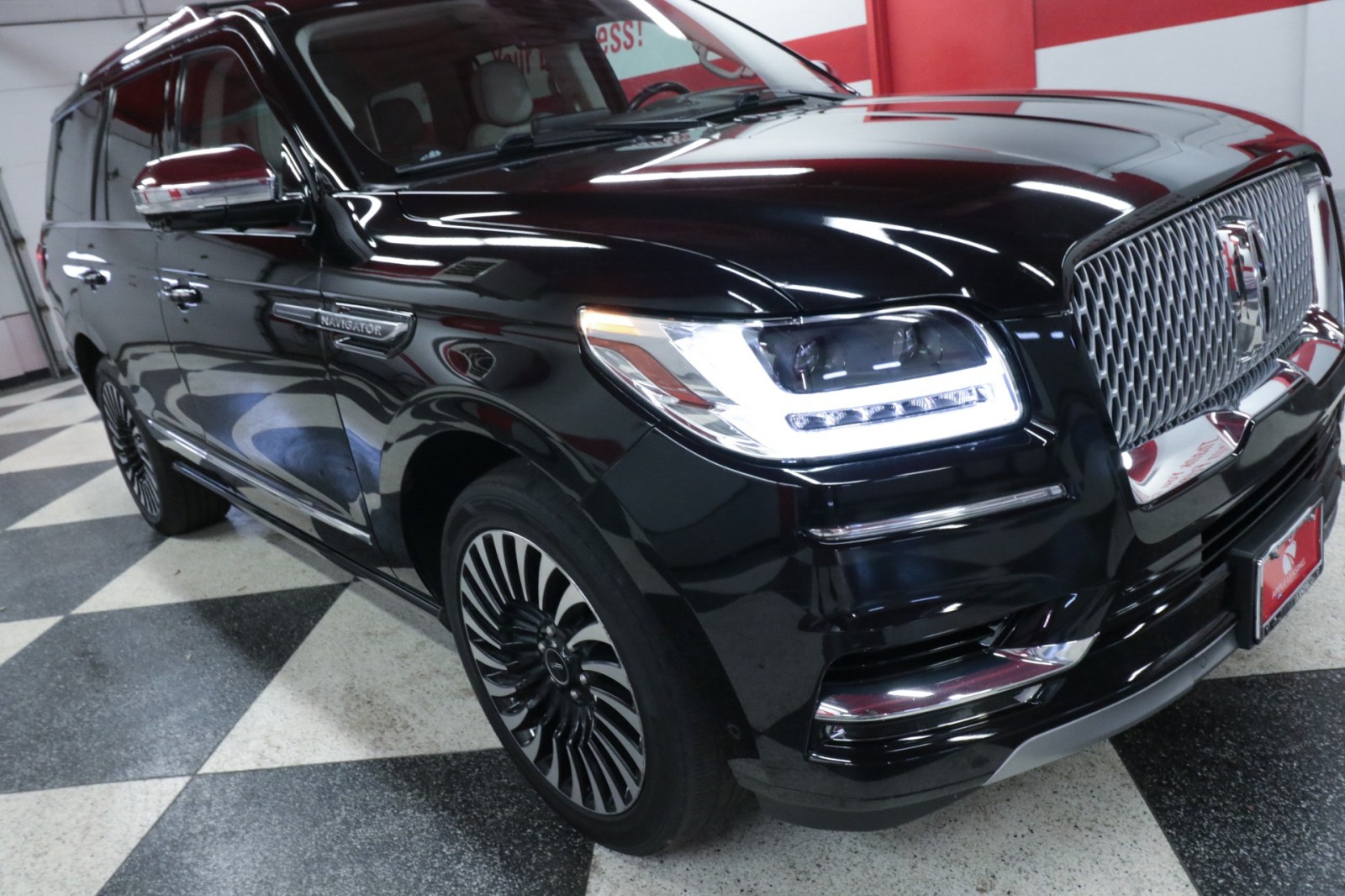 Used Car 2020 Lincoln Navigator  Black Label For Sale Under $50,000 In Austin, Texas
