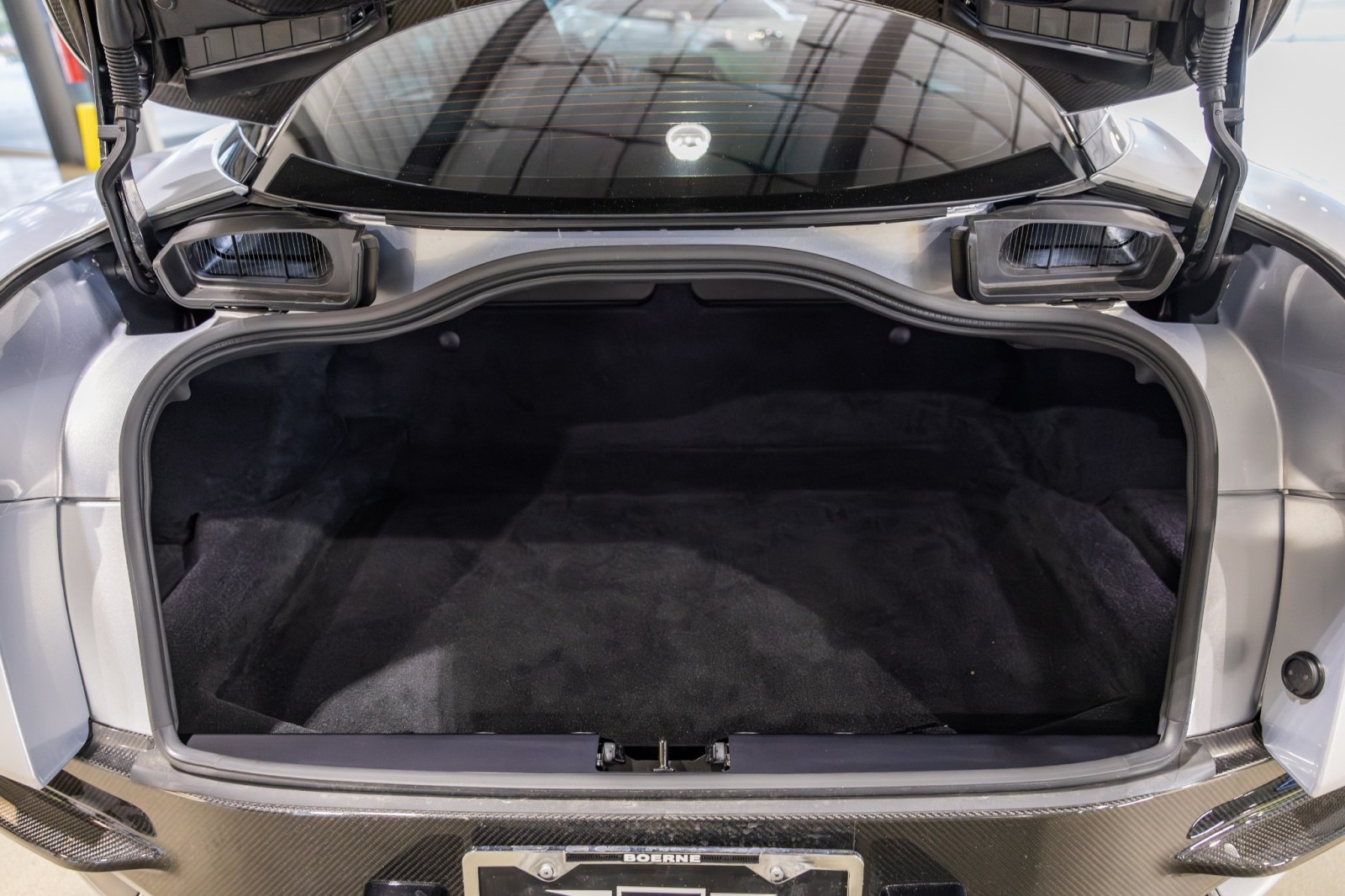 Used Car 2020 Aston Martin Dbs  Superleggera For Sale Under $200,000 In Boerne, Texas