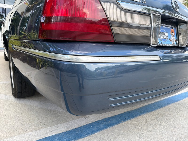 2007 Mercury Grand Marquis LS LOW MILES 52,599 1 OWNER in ,