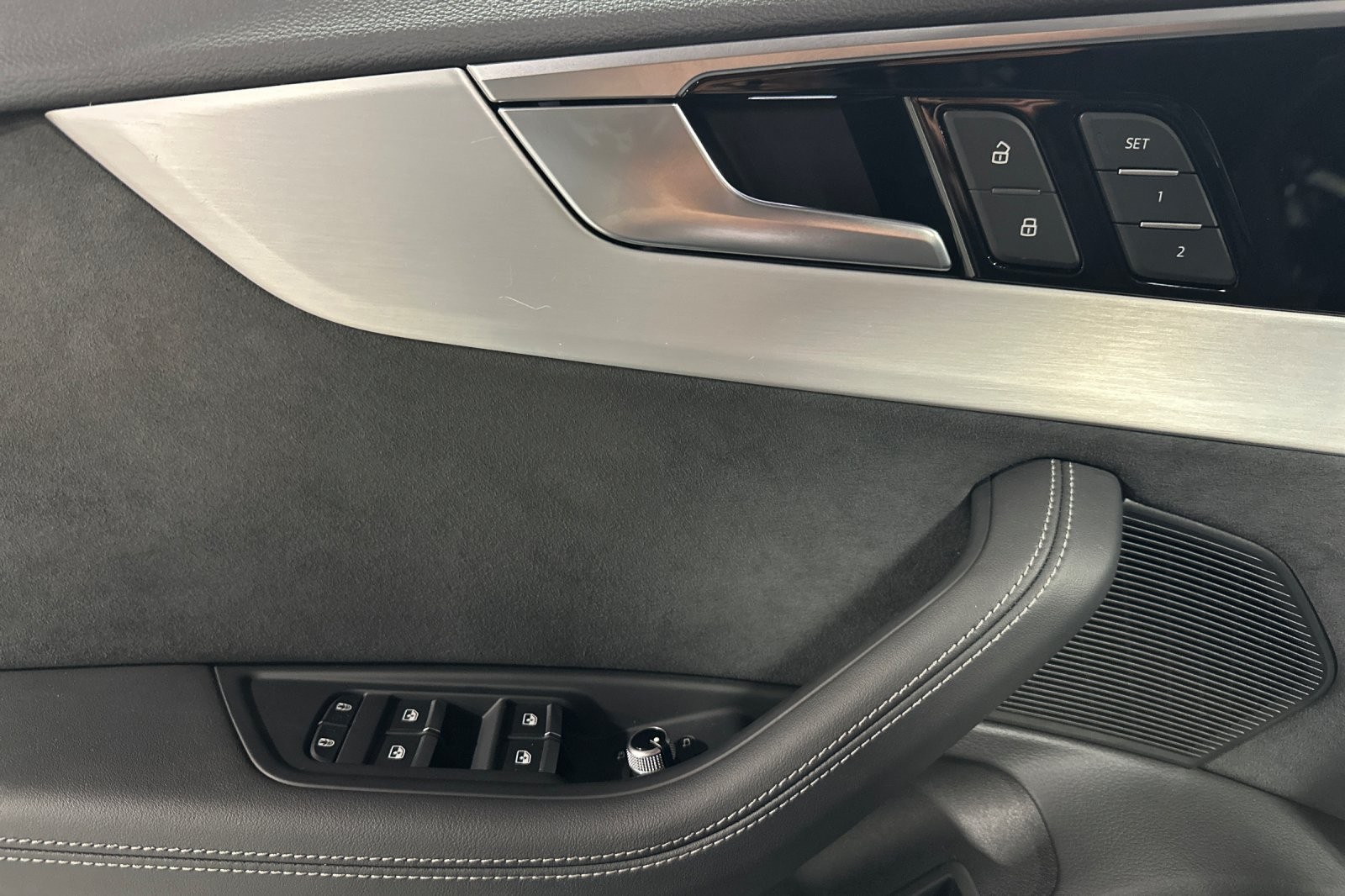 Used 2023 Ibis White Audi S line Premium Plus 45 TFSI quattro image 10