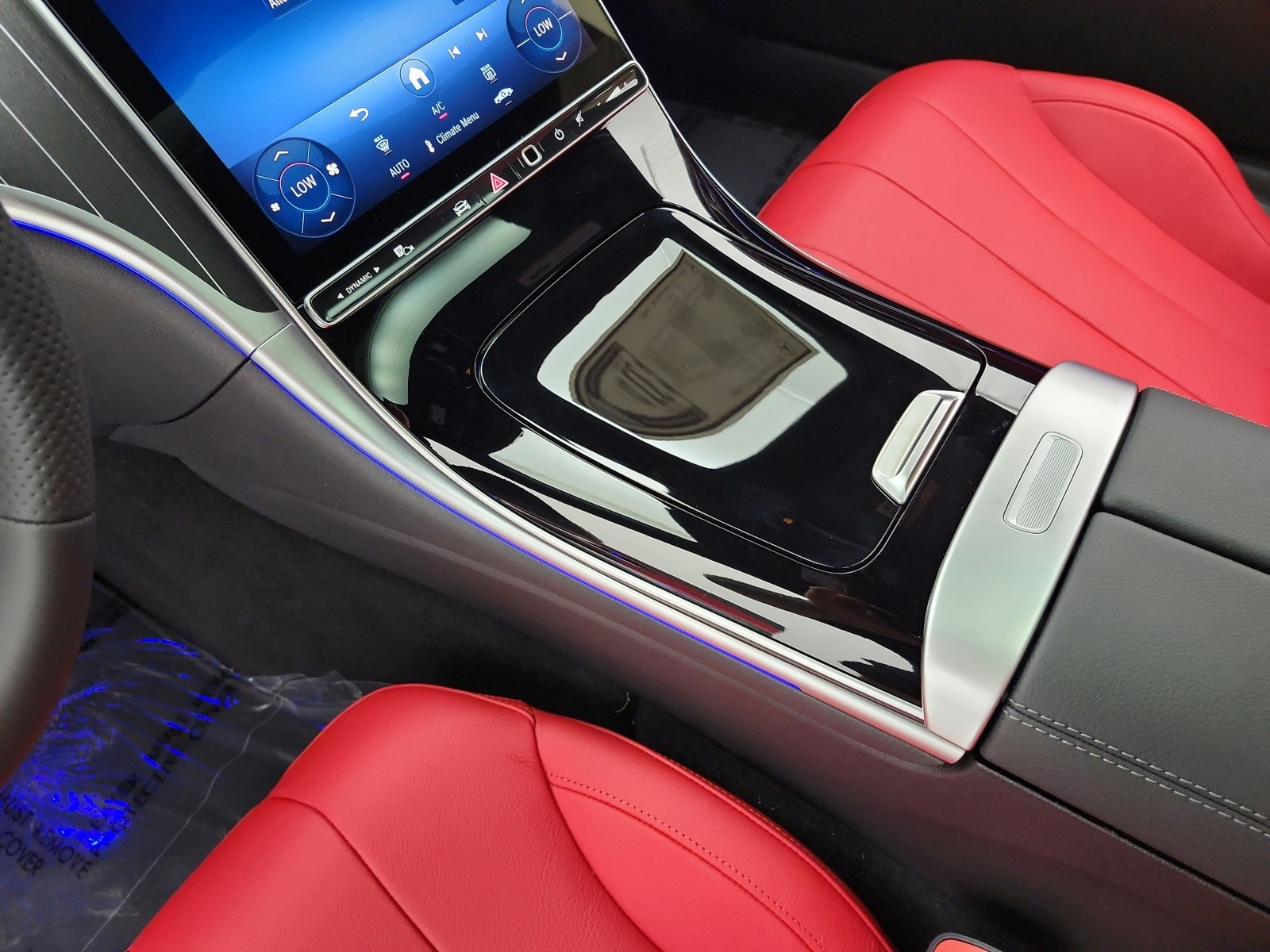 New 2026 Cirrus Silver Metallic Mercedes-Benz CLE 300 4MATIC® Coupe image 9