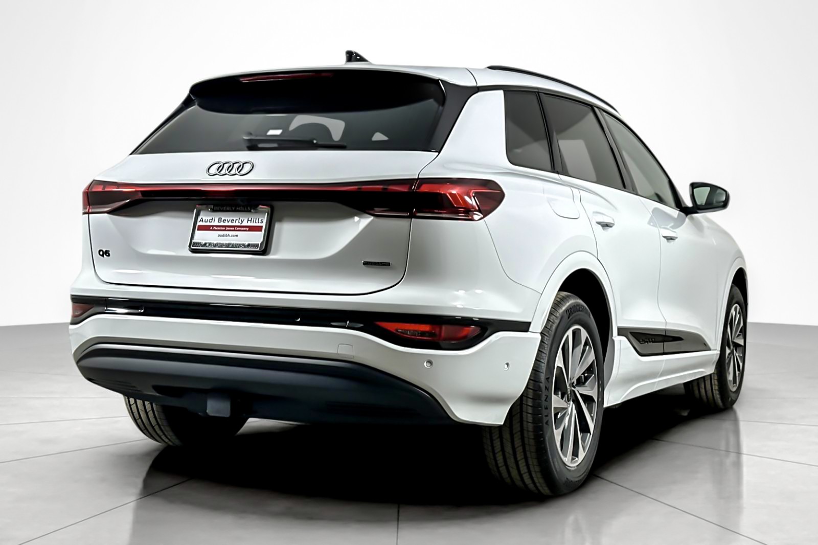 New 2025 Glacier White Metallic Audi Premium quattro image 6