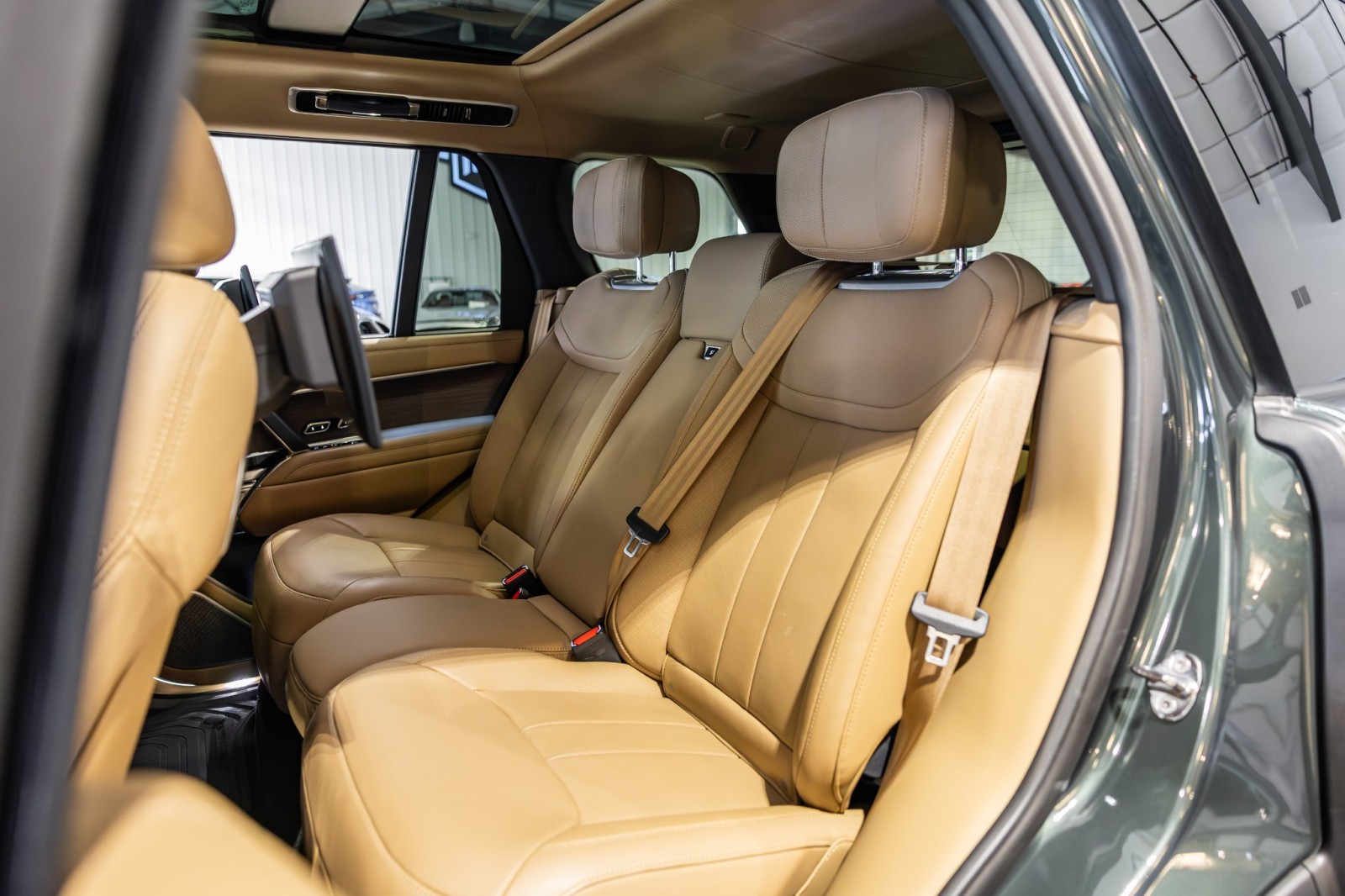 Used Car 2025 Land Rover Range Rover  Autobiography For Sale Under $150,000 In Boerne, Texas