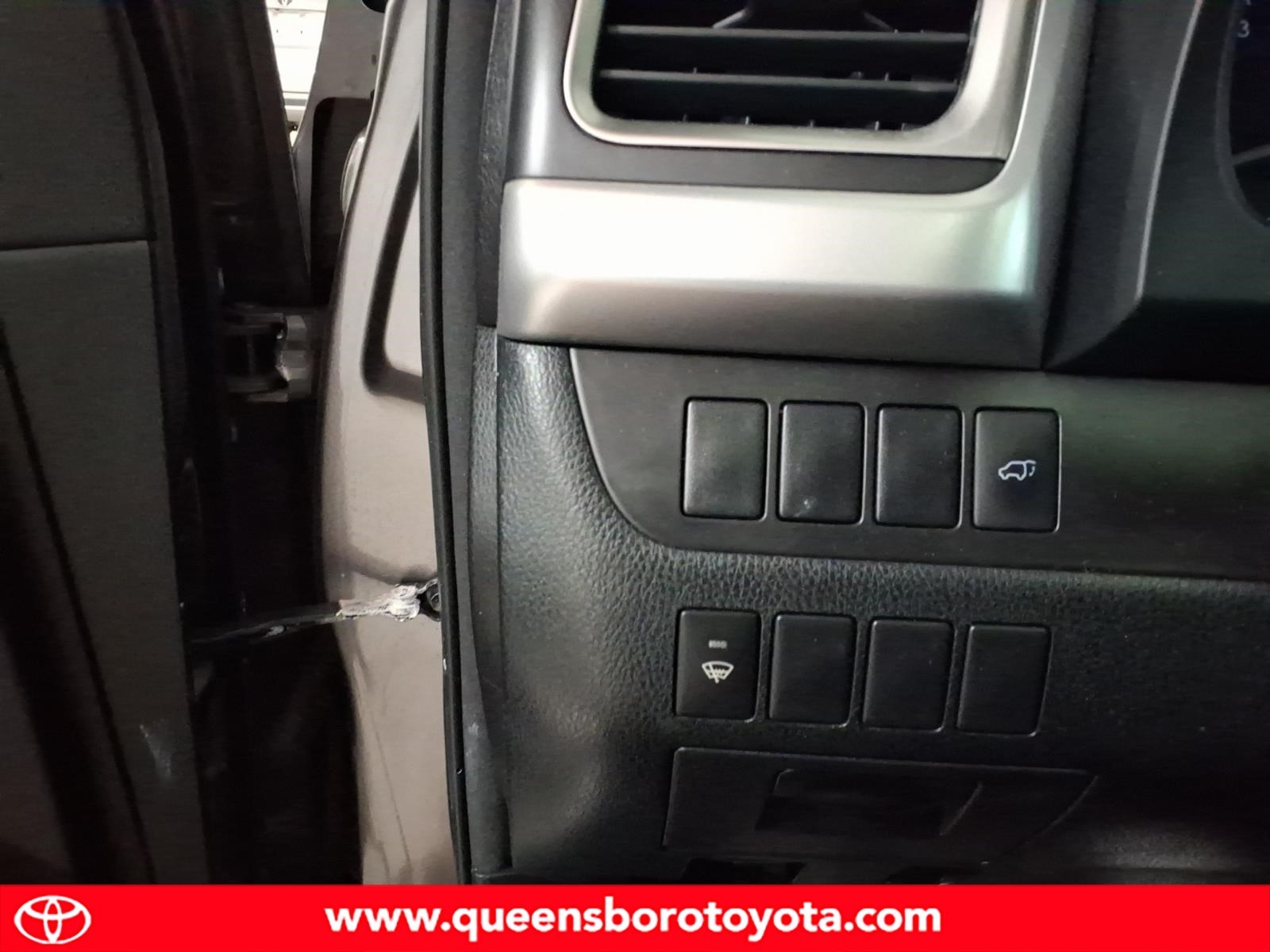 Used 2016 Toyota Highlander SUV