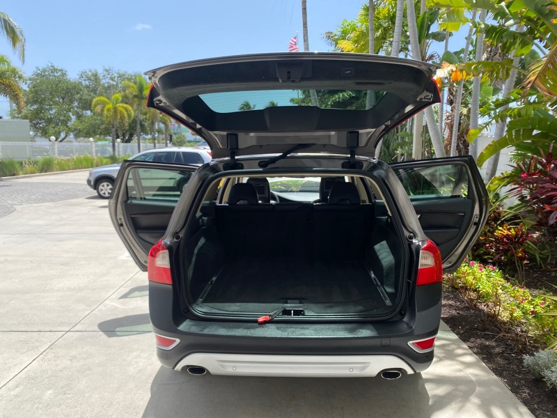 2009 Volvo XC70 3.0T AWD WAGON LOW MILES 78683 in , 