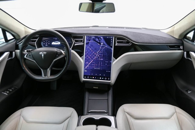 2016 Tesla Model S 70 kWh Battery 14