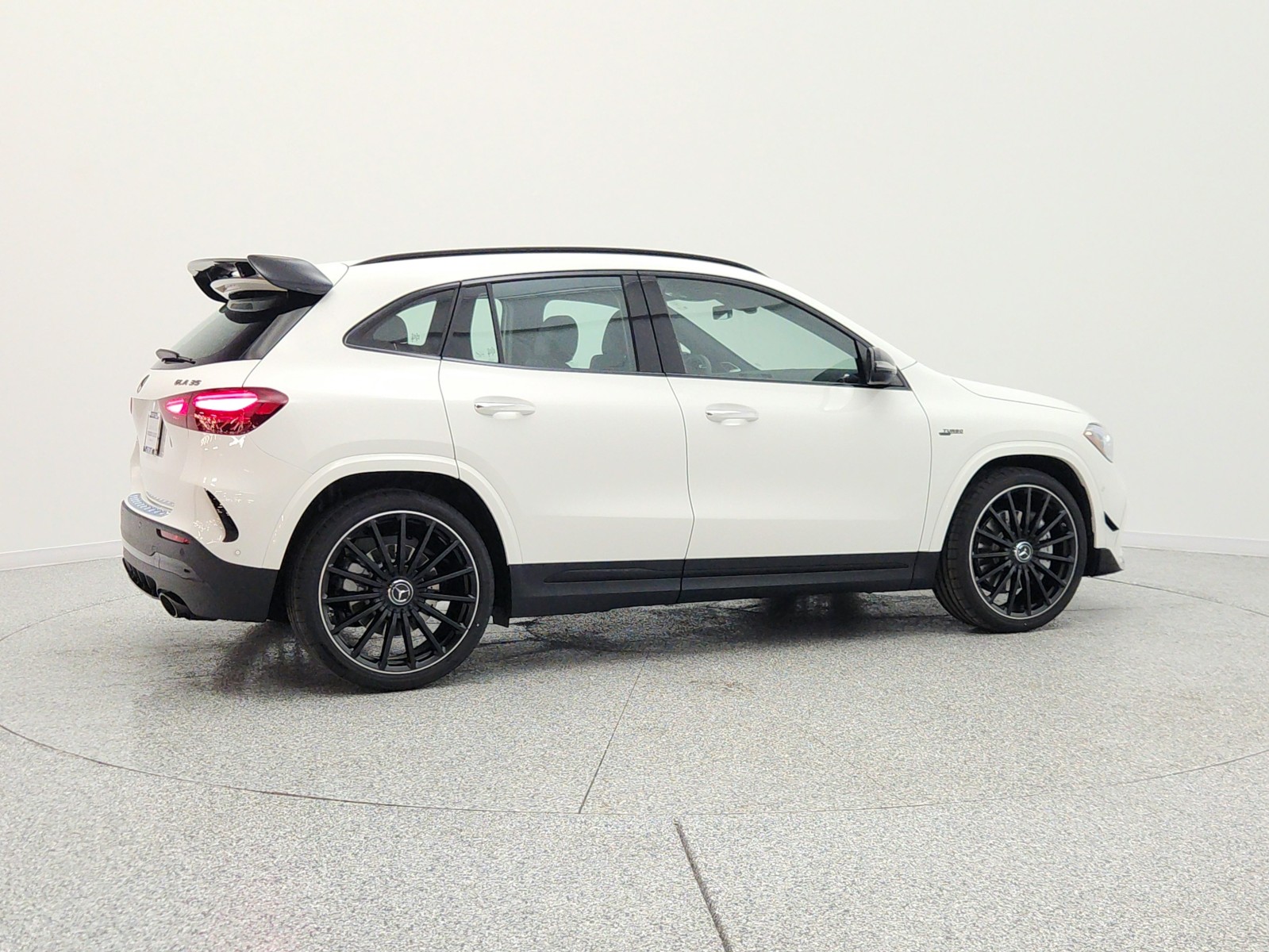 New 2026 Polar White Mercedes-Benz AMG® GLA 35 4MATIC SUV image 5
