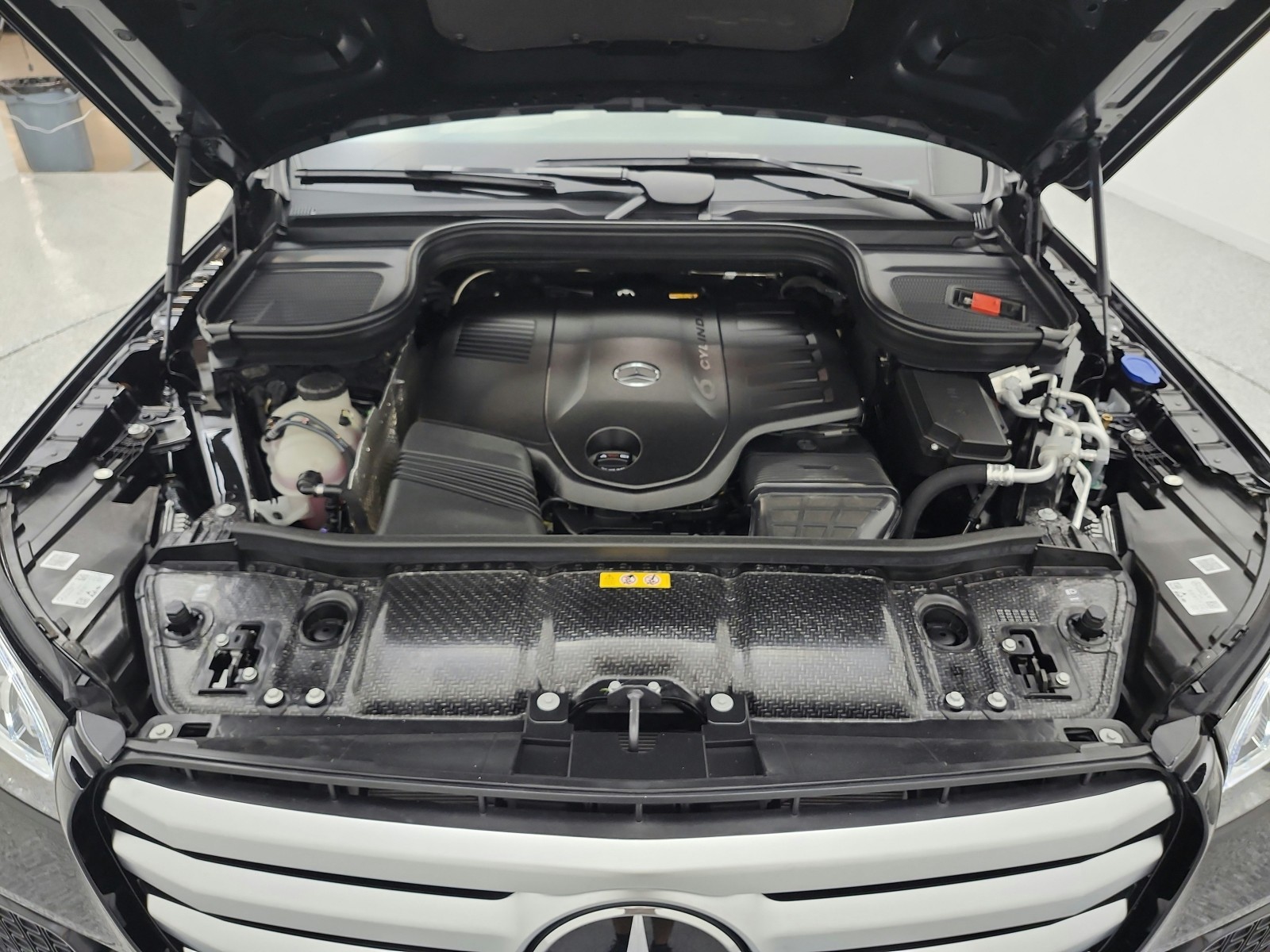 Certified Used 2025 Black Mercedes-Benz GLS 450 4MATIC® SUV image 22