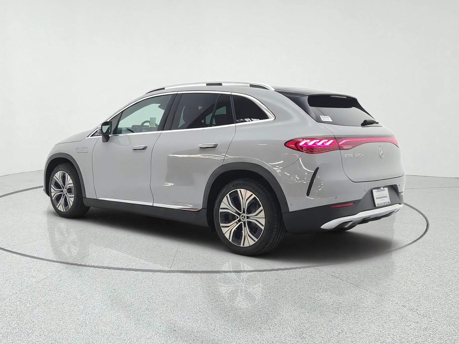 New 2027 MANUFAKTUR Alpine Grey Mercedes-Benz EQE 320+ SUV image 7