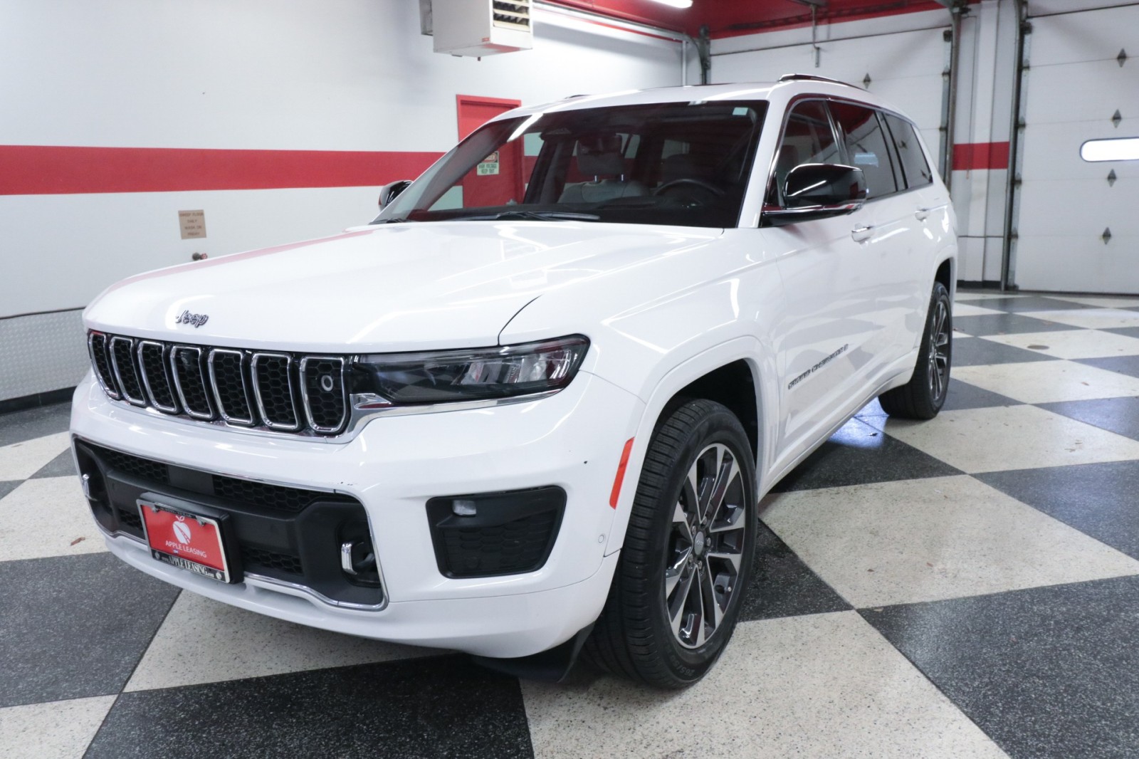 Used Car 2021 Jeep Grand Cherokee L  Overland For Sale Under $30,000 In Austin, Texas
