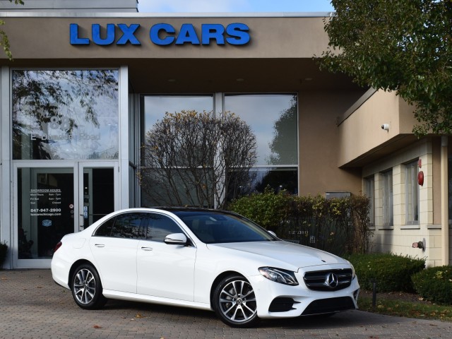 2018 Mercedes-Benz E 400 4MATIC AWD One Owner Leather Navigation Panorama Sunroof  1
