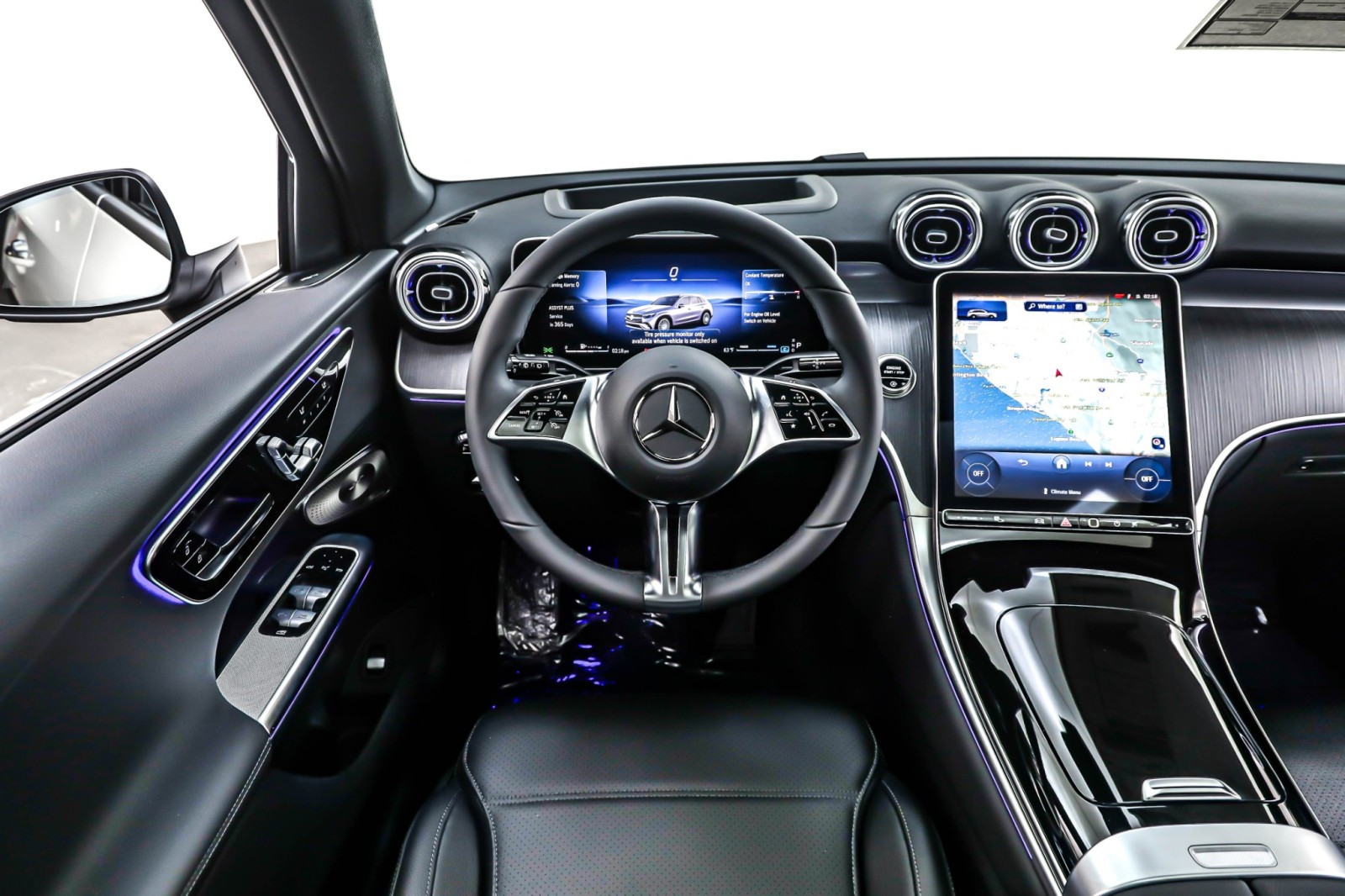 New 2026 Polar White Mercedes-Benz GLC 300 image 4