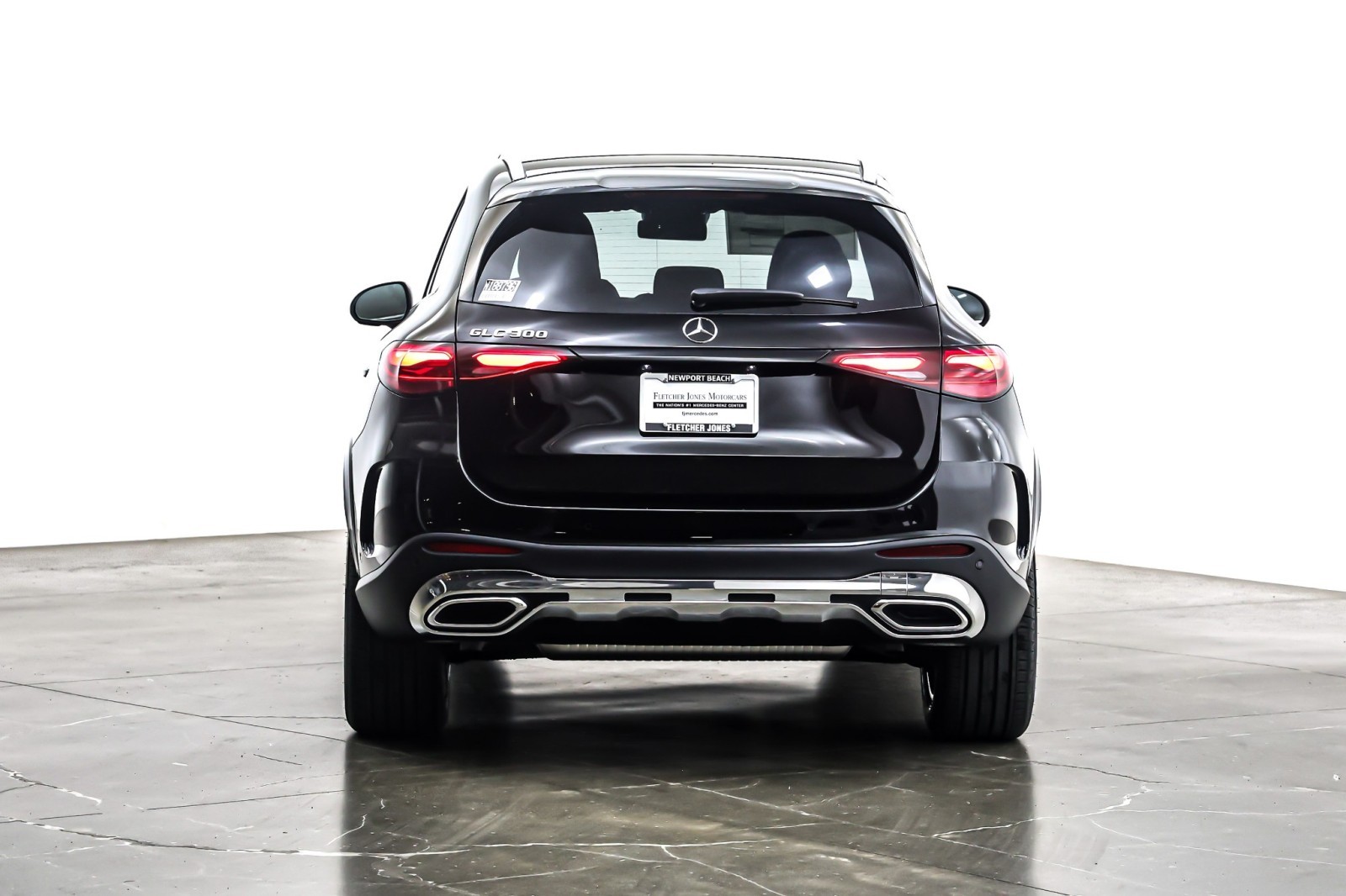 New 2026 Black Mercedes-Benz GLC 300 image 3