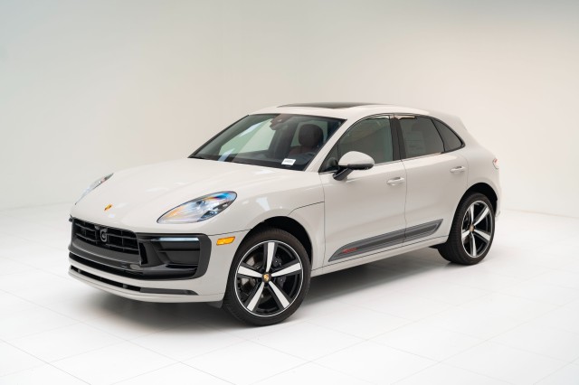 2025  Macan  in , 