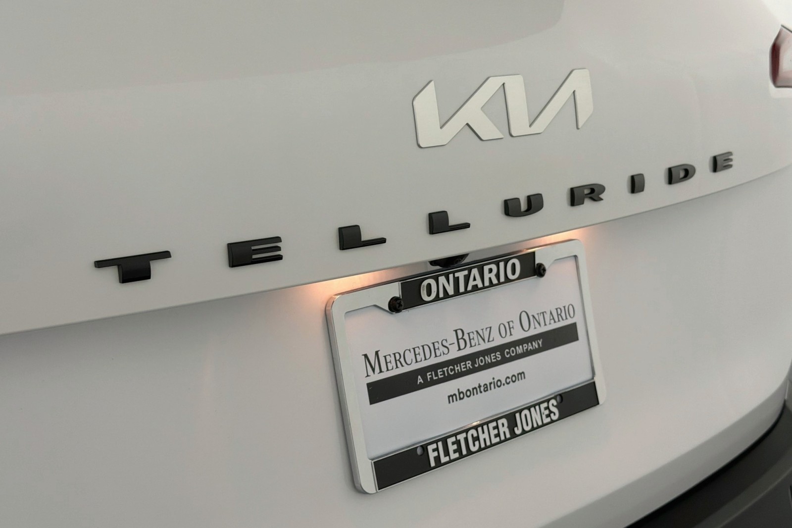 Used 2022 Glacial White Pearl Kia SX image 10