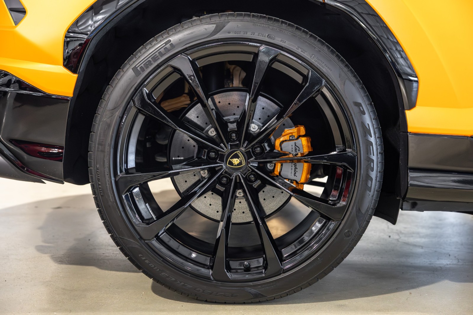 Used Car 2022 Lamborghini Urus - Full Stealth Ppf  For Sale Under $240,000 In Boerne, Texas